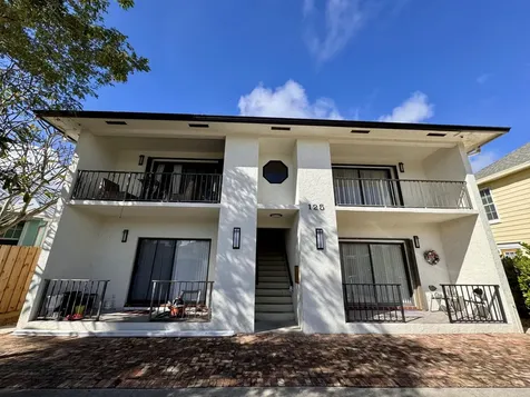 125 S Palmway Avenue Lake Worth Beach FL 33460
