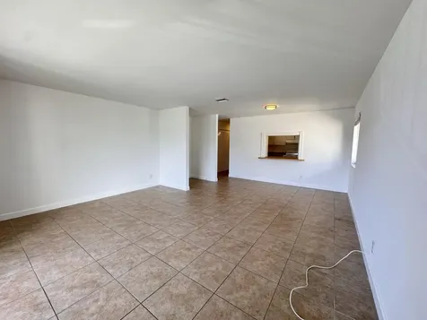 125 S Palmway Avenue Lake Worth Beach FL 33460