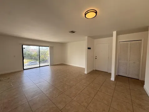 125 S Palmway Avenue Lake Worth Beach FL 33460