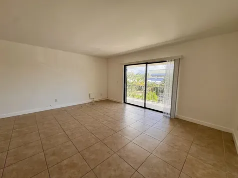 125 S Palmway Avenue Lake Worth Beach FL 33460