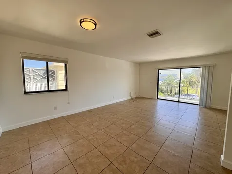 125 S Palmway Avenue Lake Worth Beach FL 33460