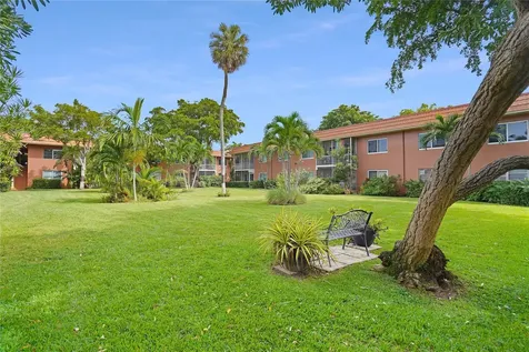 136 Ne 19th Court Wilton Manors FL 33305