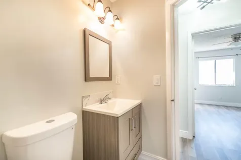 2204 Seaside Drive Greenacres FL 33463