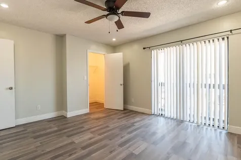 2204 Seaside Drive Greenacres FL 33463