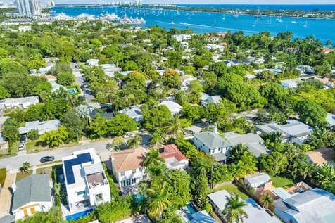 244 31st Street West Palm Beach FL 33407