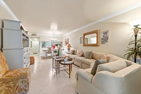 1202 Bahama Bend Coconut Creek FL 33066