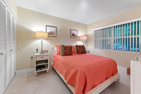 1202 Bahama Bend Coconut Creek FL 33066