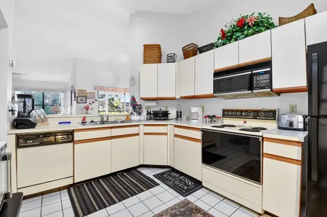 3227 Perimeter Drive Greenacres FL 33467