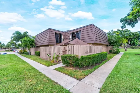 1015 10th Court Palm Beach Gardens FL 33410