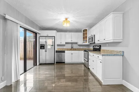 1015 10th Court Palm Beach Gardens FL 33410