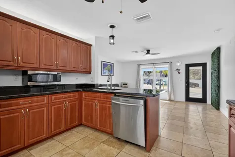 4540 SW 28th Terrace Dania Beach FL 33312