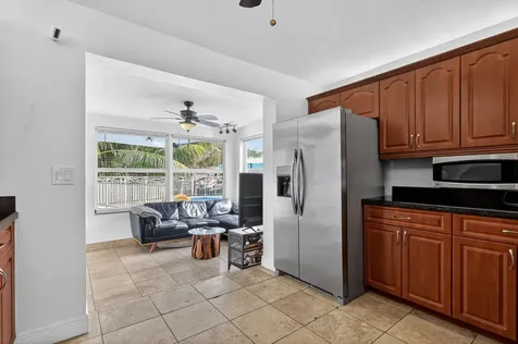 4540 SW 28th Terrace Dania Beach FL 33312