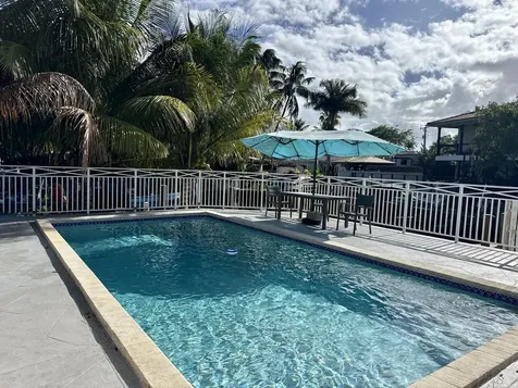 4540 SW 28th Terrace Dania Beach FL 33312