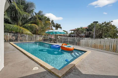 4540 Sw 28th Terrace Dania FL 33312