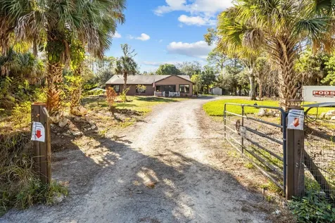 16888 W Hialeah Drive The Acreage FL 33470