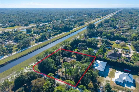 16888 W Hialeah Drive The Acreage FL 33470
