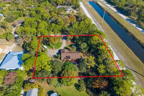 16888 W Hialeah Drive The Acreage FL 33470