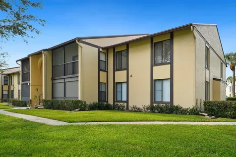 802 Sky Pine Way Greenacres FL 33415