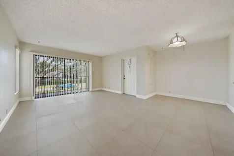 802 Sky Pine Way Greenacres FL 33415