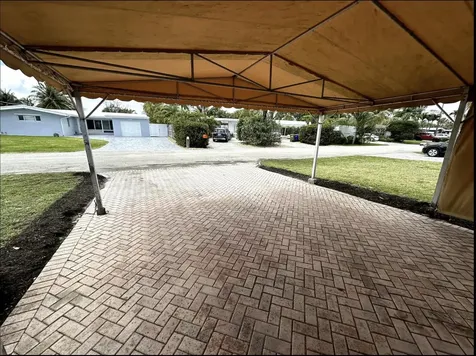 2524 Gulfstream Lane Fort Lauderdale FL 33312