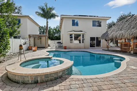 4045 Nw 1st Street Delray Beach FL 33445