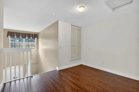 4045 Nw 1st Street Delray Beach FL 33445