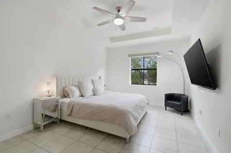10441 W 32nd Lane Hialeah FL 33018
