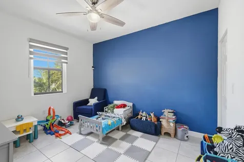 10441 W 32nd Lane Hialeah FL 33018