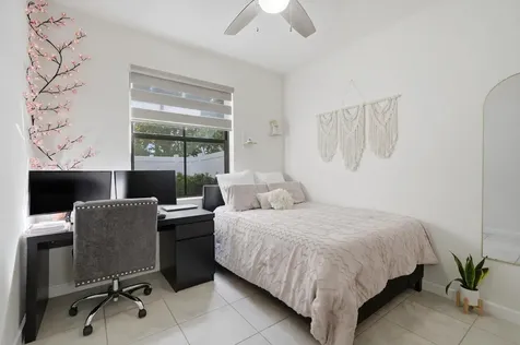 10441 W 32nd Lane Hialeah FL 33018