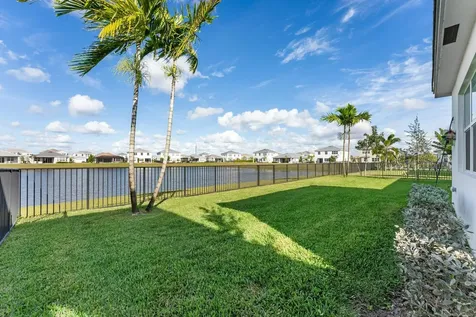 13530 Spruce Pine Drive Westlake FL 33470