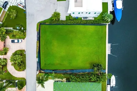 4211 Intracoastal Drive Highland Beach FL 33487