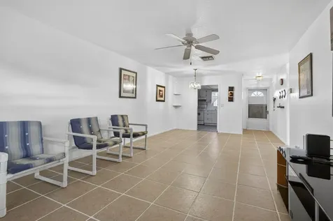 2833 Crosley Drive West Palm Beach FL 33415