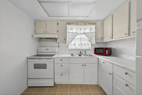 2833 Crosley Drive West Palm Beach FL 33415