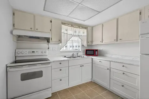 2833 Crosley Drive West Palm Beach FL 33415