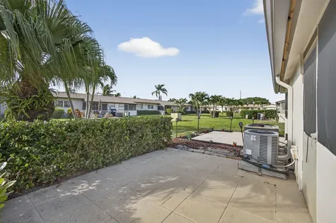 2833 Crosley Drive West Palm Beach FL 33415