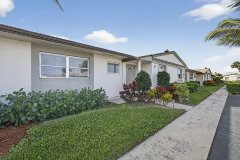2833 Crosley Drive West Palm Beach FL 33415
