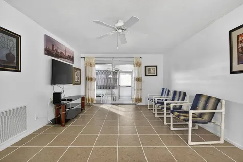 2833 Crosley Drive West Palm Beach FL 33415