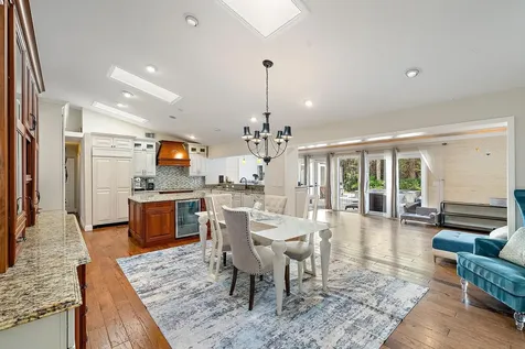 542 N Cypress Drive Tequesta FL 33469