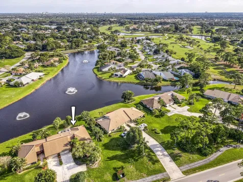 13356 Touchstone Place Palm Beach Gardens FL 33418