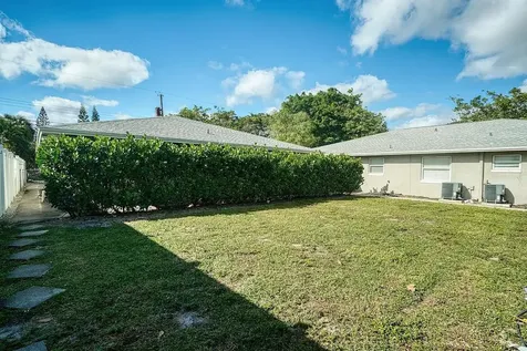 915 S N Street Lake Worth Beach FL 33460