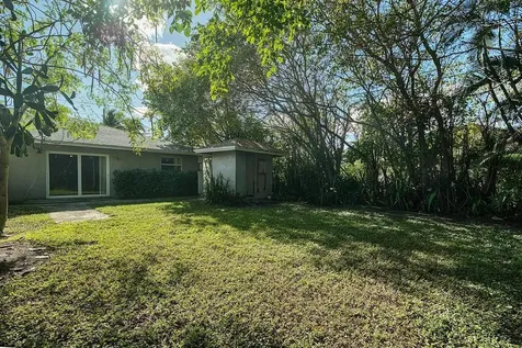 915 S N Street Lake Worth Beach FL 33460