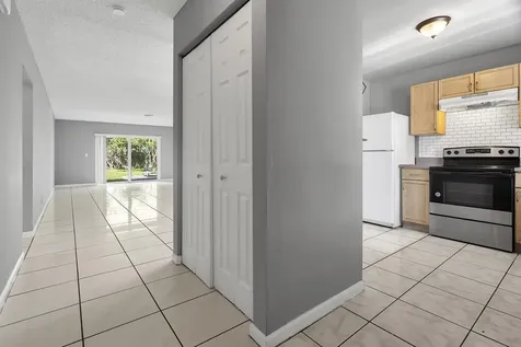 915 S N Street Lake Worth Beach FL 33460