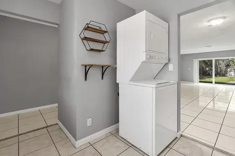 915 S N Street Lake Worth Beach FL 33460