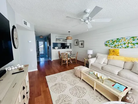 353 S Us Highway 1 Jupiter FL 33477