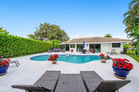 624 Lakewoode Circle Delray Beach FL 33445