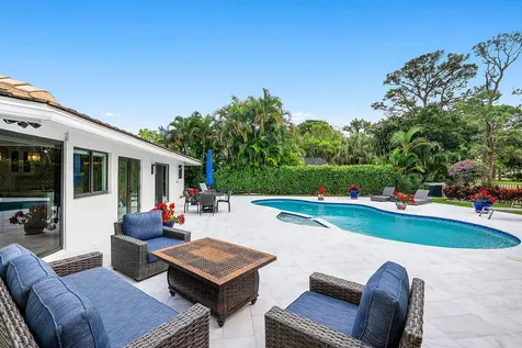 624 Lakewoode Circle Delray Beach FL 33445