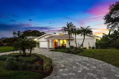 624 Lakewoode Circle Delray Beach FL 33445