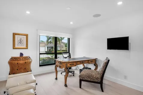 624 Lakewoode Circle Delray Beach FL 33445