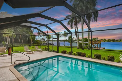 2097 Circle Place Drive Lake Worth FL 33462