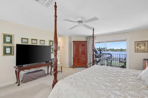 2097 Circle Place Drive Lake Worth FL 33462